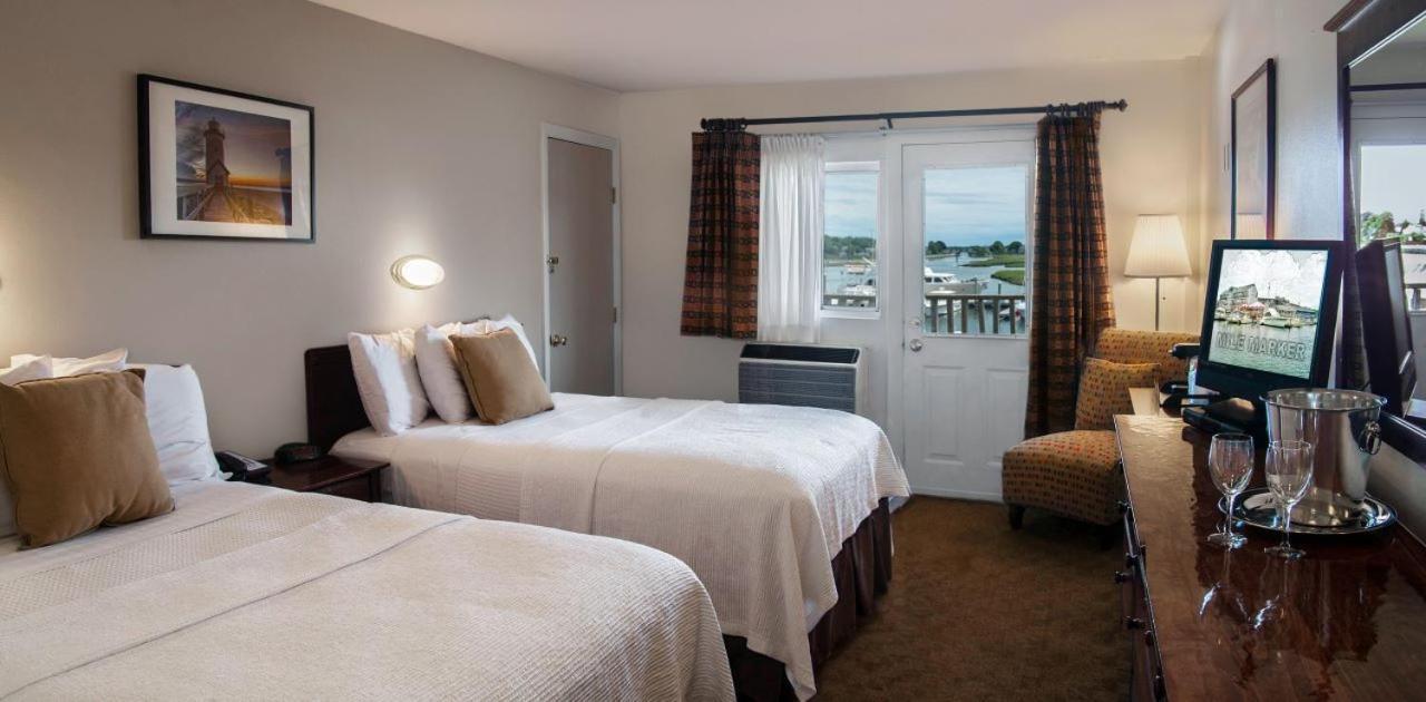 The Hotel At Cape Ann Marina グロスター エクステリア 写真